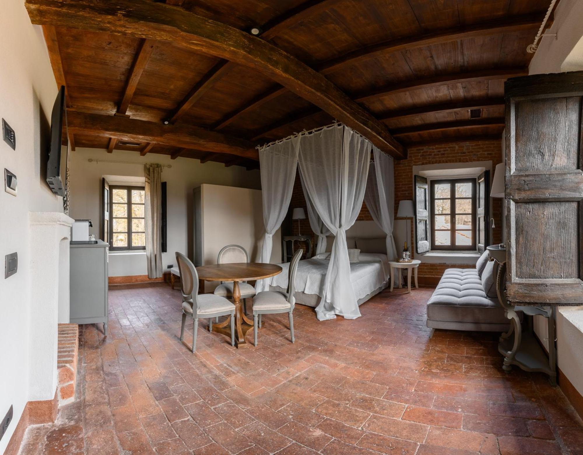 Castello Di Piovera Bagian luar foto